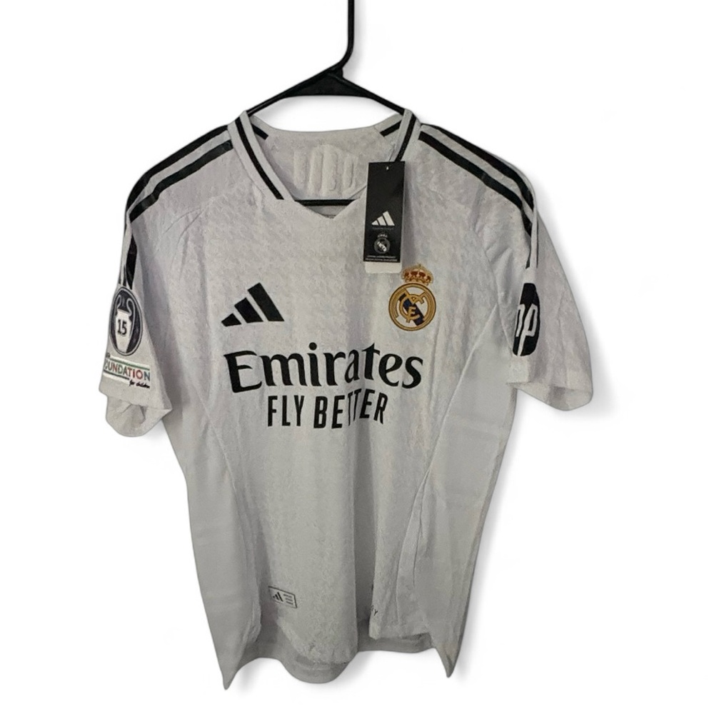 Real Madrid 2024/2025 home player jersey Mbappe